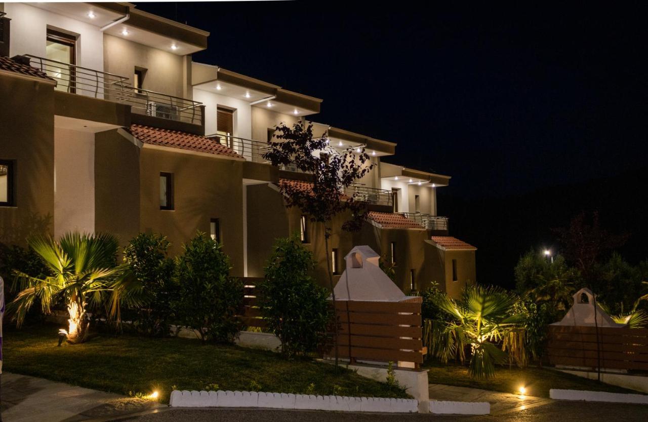 Pefkohori Golden Mountain Beach Villas Εξωτερικό φωτογραφία