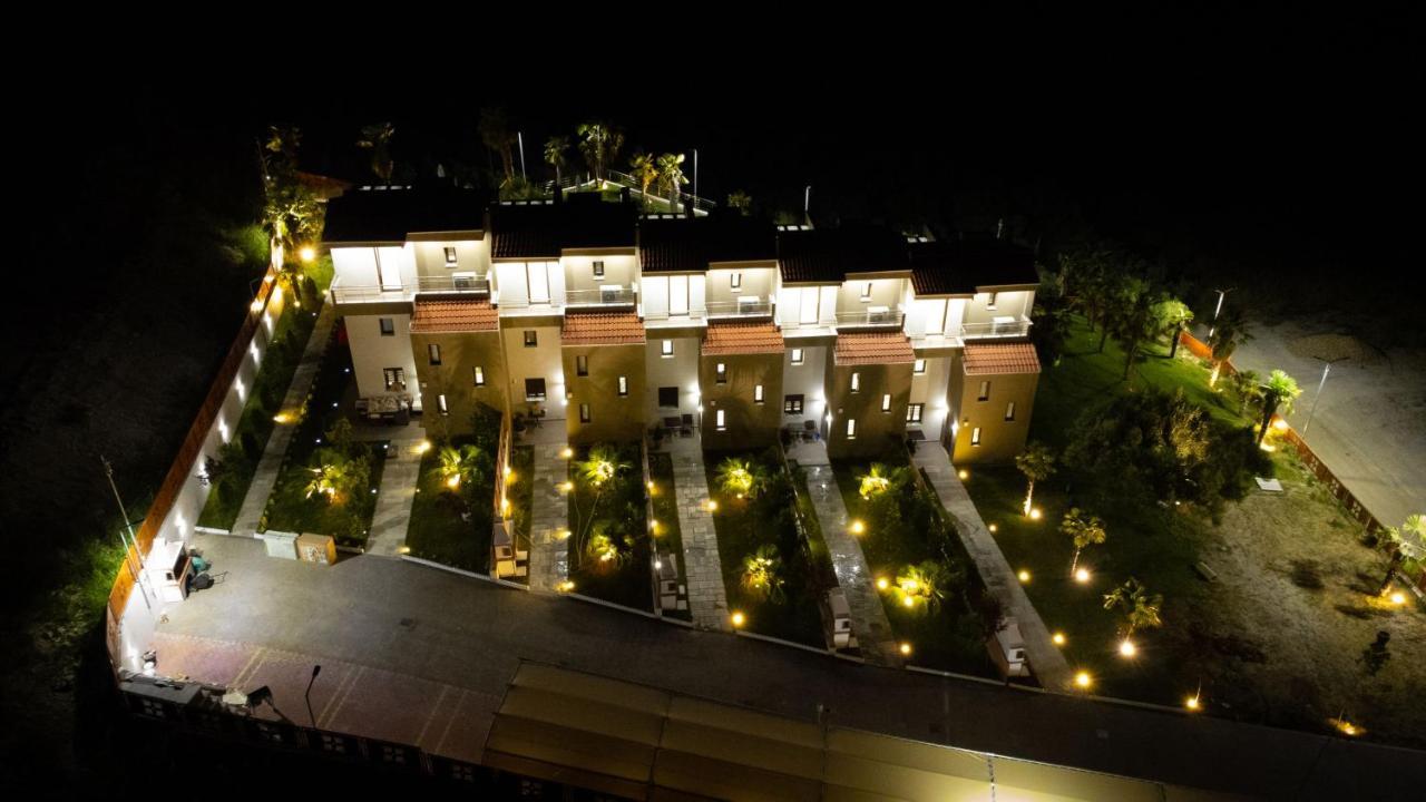 Pefkohori Golden Mountain Beach Villas Εξωτερικό φωτογραφία