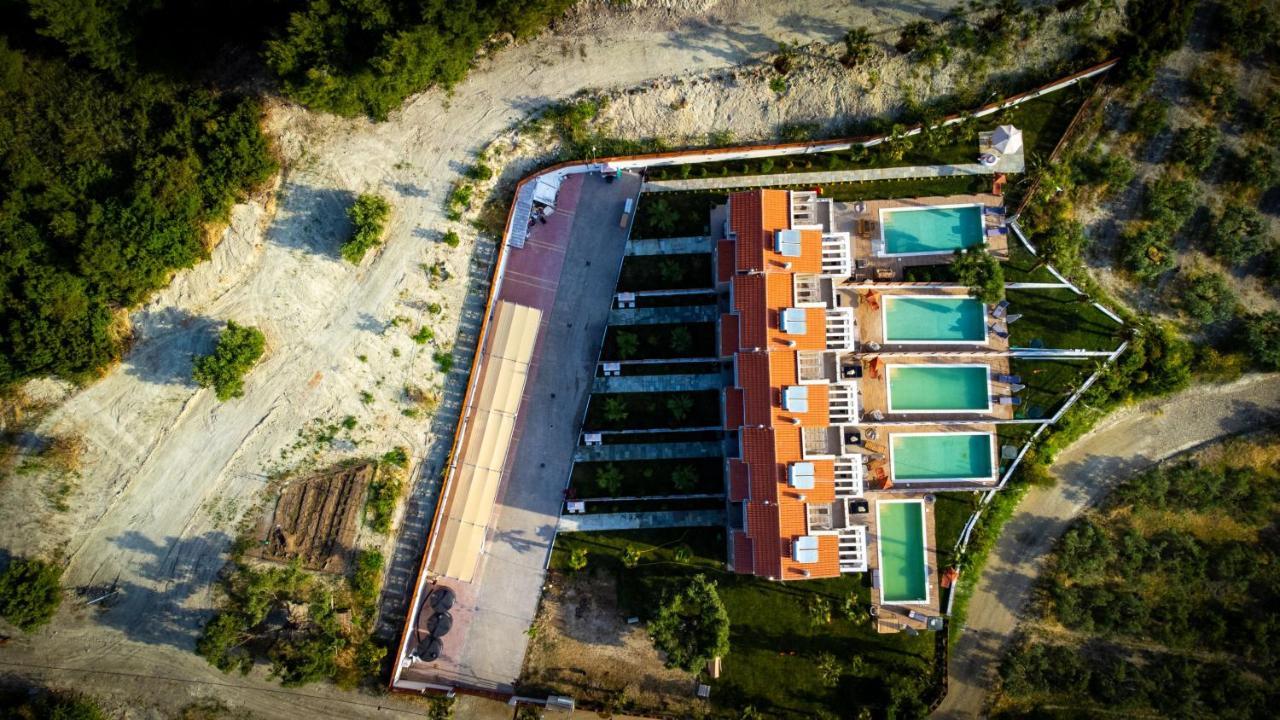 Pefkohori Golden Mountain Beach Villas Εξωτερικό φωτογραφία