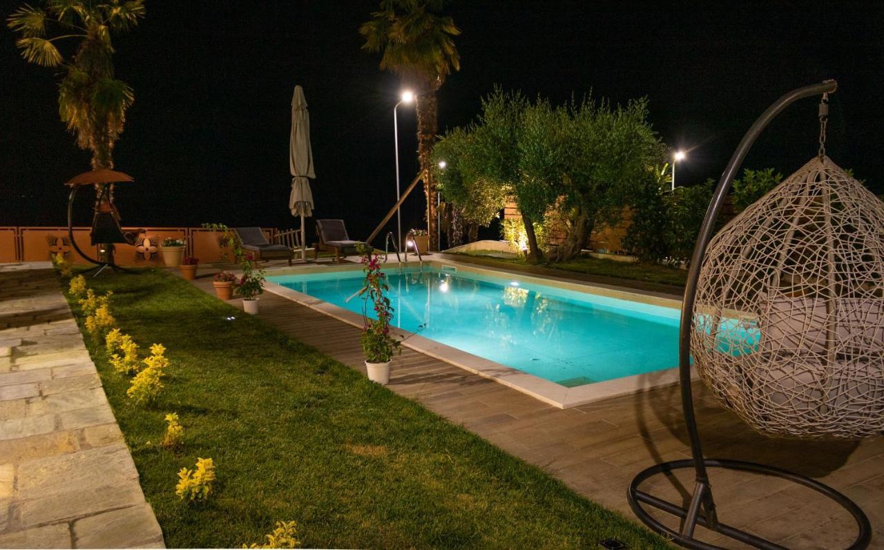 Pefkohori Golden Mountain Beach Villas Εξωτερικό φωτογραφία
